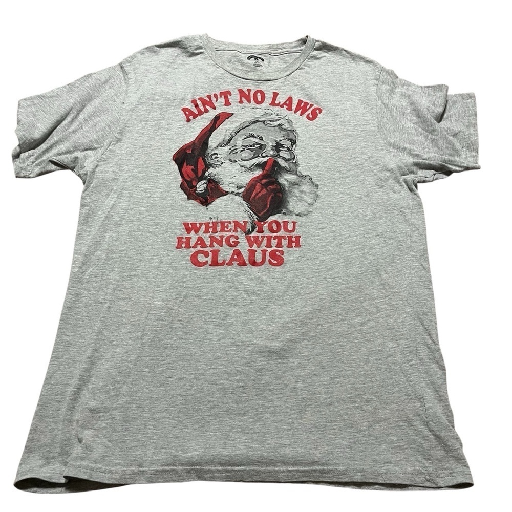 Ain’t No Laws Santa Claus Graphic Tee Size Large Ugly Christmas Humor Holiday